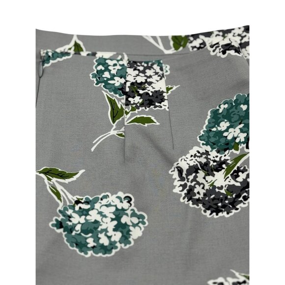 Ann Taylor Factory Size 4 Woman Pencil Skirt With Green & White Hydrangea Print - Picture 5 of 8